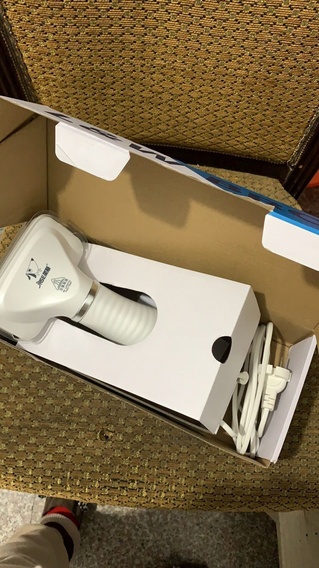 Image 1: "Pet hair vacuum cleaner portable suction tool for dogs and cats"
Image 2: "Handheld pet hair vacuum removing fur from sofa"
Image 3: "Rechargeable pet vacuum cleaner with USB charging cable"
Image 4: "Pet hair suction tool cleaning furniture and upholstery"
Image 5: "Portable pet hair vacuum with detachable dust container"
Image 6: "Cordless pet hair vacuum cleaner for cats and dogs"
Image 7: "Pet hair removal vacuum with powerful suction technology"