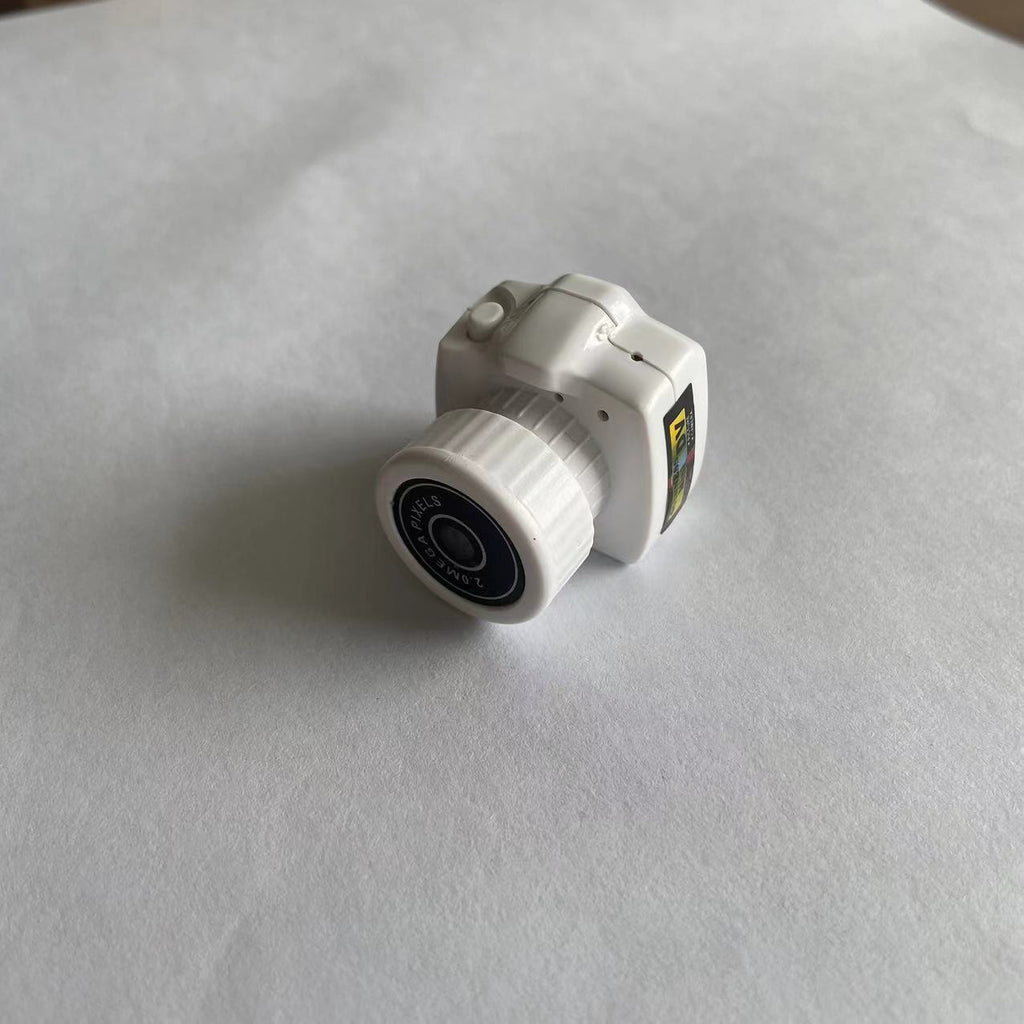 NeckShot™ HD Necklace Camera — Wearable Campus Cam in 15+ Styles with Optional Memory Card