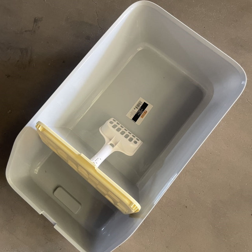 Premium Small Square Cat Litter Box — Modern Minimalist Design, Easy Clean, Fast Shipping